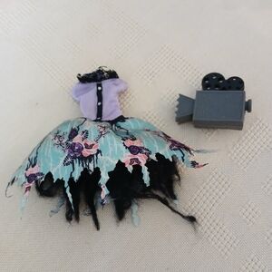 Monster High Frights Camera Action Honey Swamp Dress & Camera Only